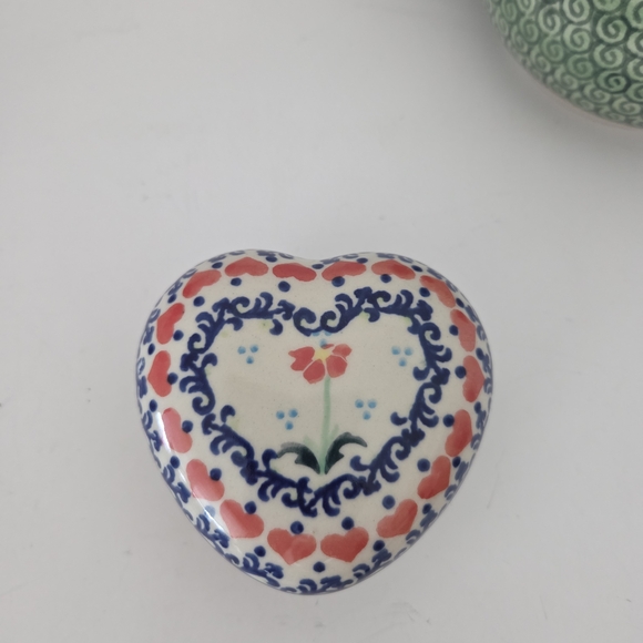 Polish Pottery Teapot, Heart Trinket Box And Small Plate - Picture 2 of 9
